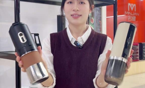 制作公司 salut patron cest une veritable usine source enimage 576x1024 1