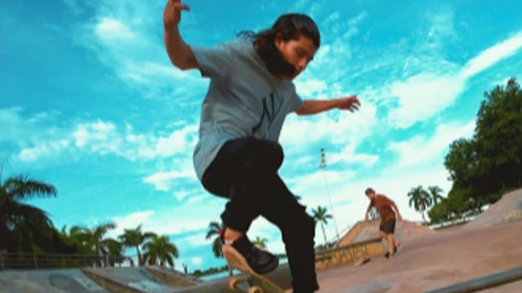 Dronada na pista de skate - Drone FPV - Joelson Campos Audiovisual